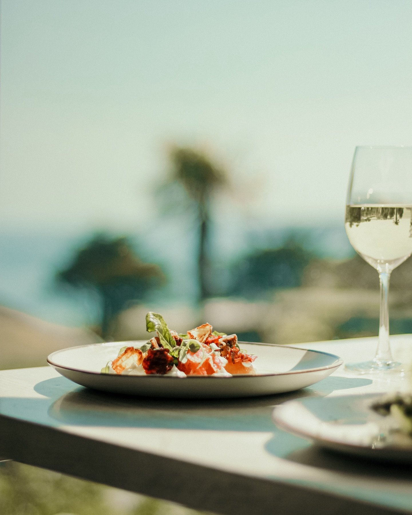 A sneak peak I did for the new Brasserie on the Bay menu at @stmichaelsresort 

The only thing missing is *that egg shot* 🍳 next time&hellip;

It was a lot of fun to shoot, testing out my old trusty canon camera to capture some content. 

#cornwallp