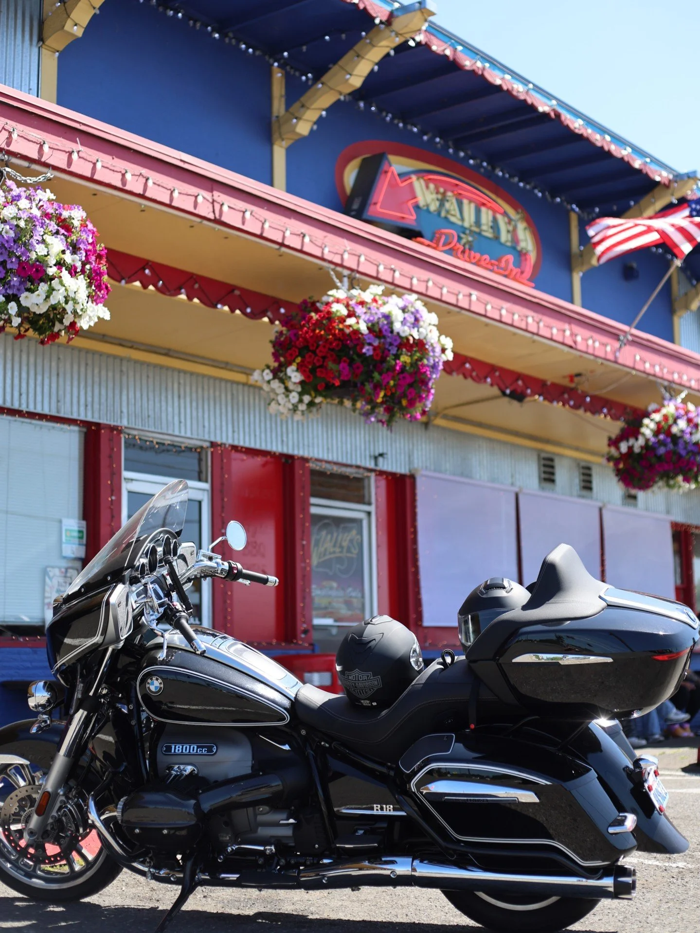 Four wheels, two wheels, or two feet - we don't judge how you get here.

We're just happy you did ❤️ We'll take it from here with burgers, fries, shakes, and the kind of service that'll keep you coming back.

#wallysdrivein #drivein #bestburger #buck