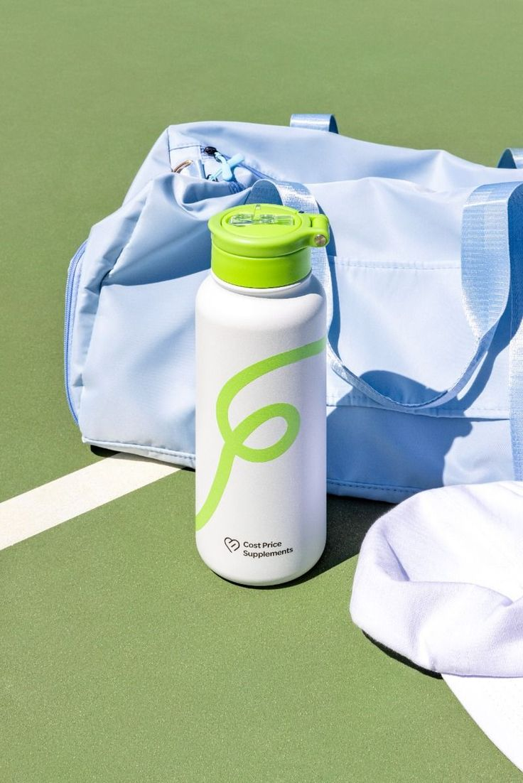 Botella reutilizable personalizada con logotipo, ideal para eventos deportivos, campañas promocionales y regalos corporativos.
