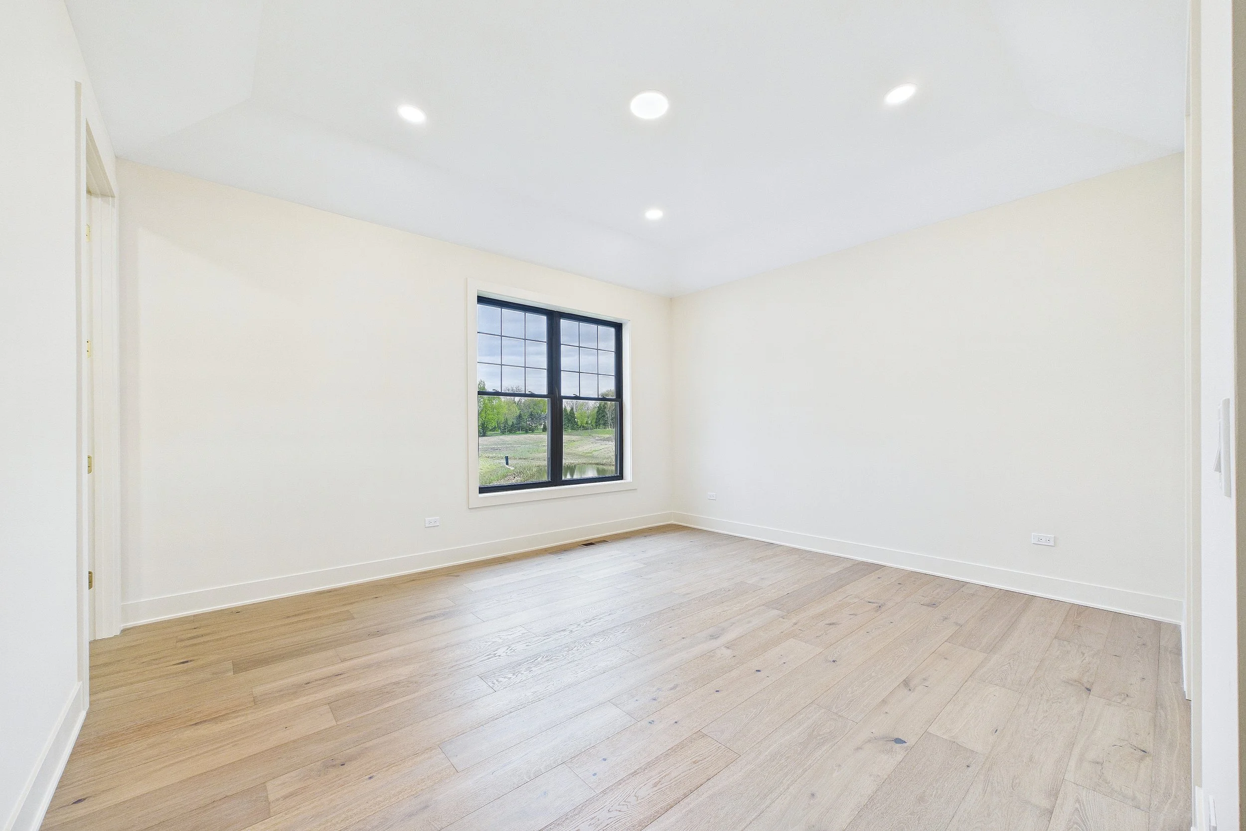 12-Ranch Primary Bedroom.jpg