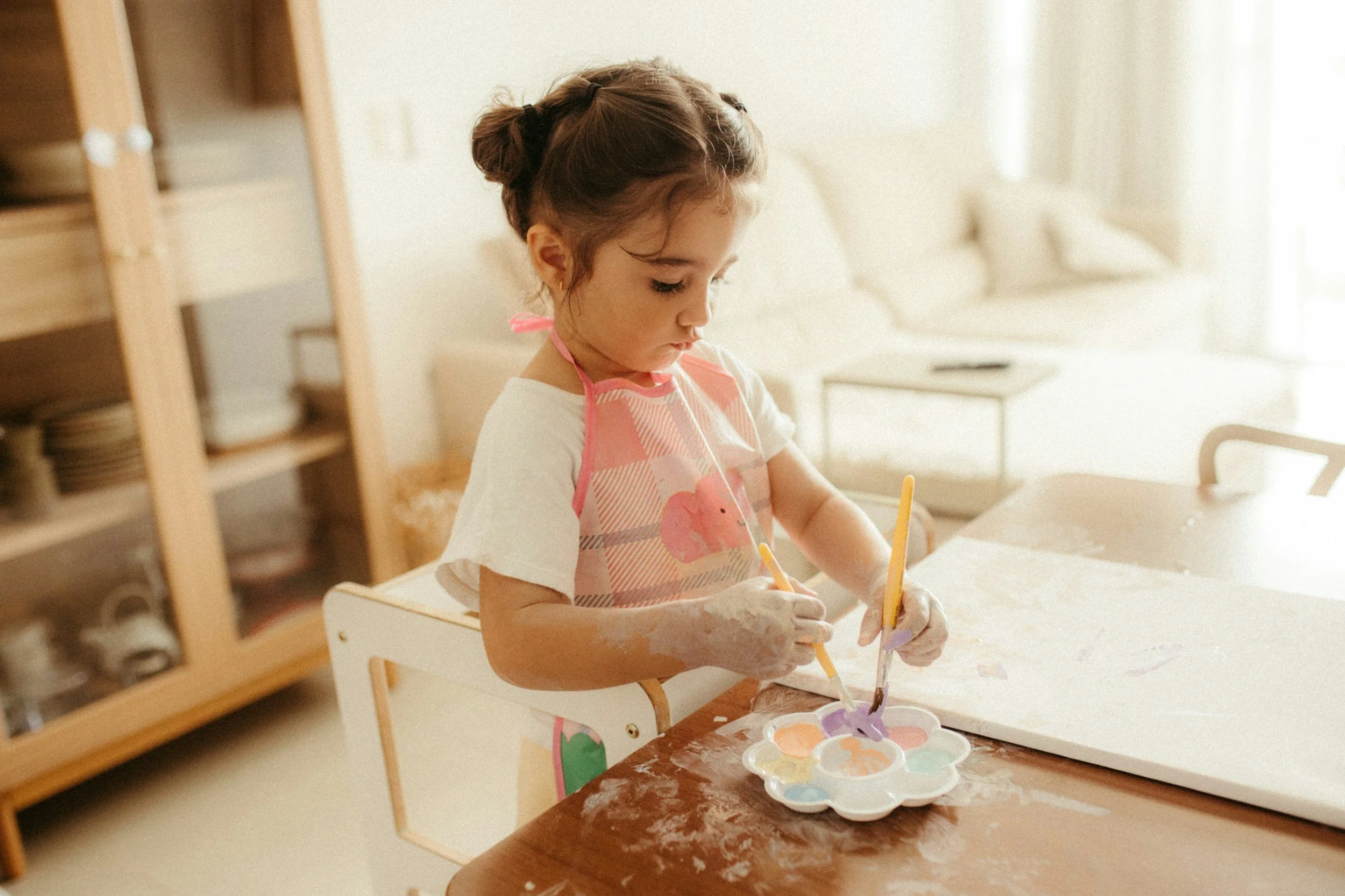 5 year old girl, art therapy thechniques, play therapy