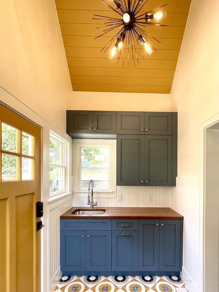 UK08-fun-hall-bath-renovation-okc15.jpg