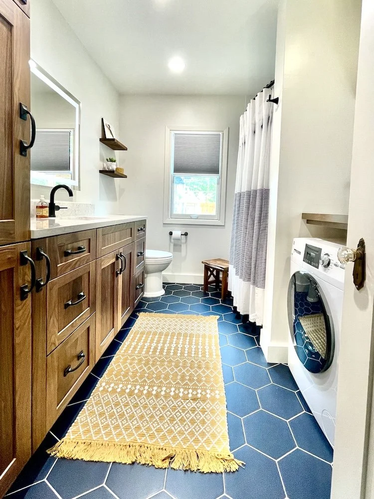 UK03-hall-bath-remodel-okc17.jpg