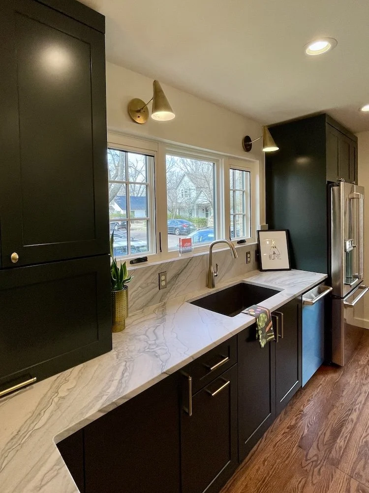 UK06-traditional-kitchen-den-renovation-okc70.jpg
