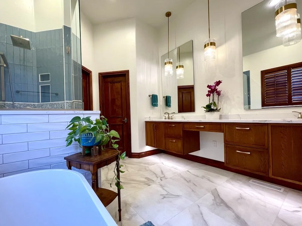 UK07-traditional-master-bath-renovation-okc22.jpg