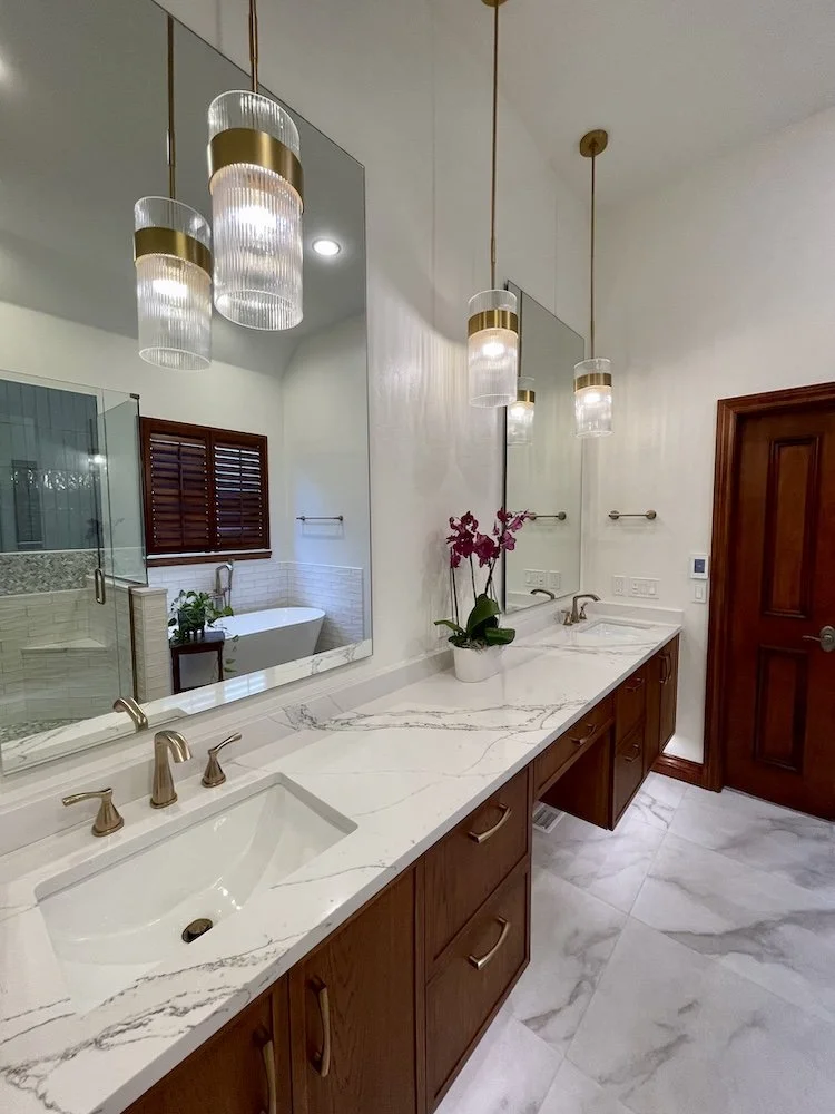 UK07-traditional-master-bath-renovation-okc36.jpg
