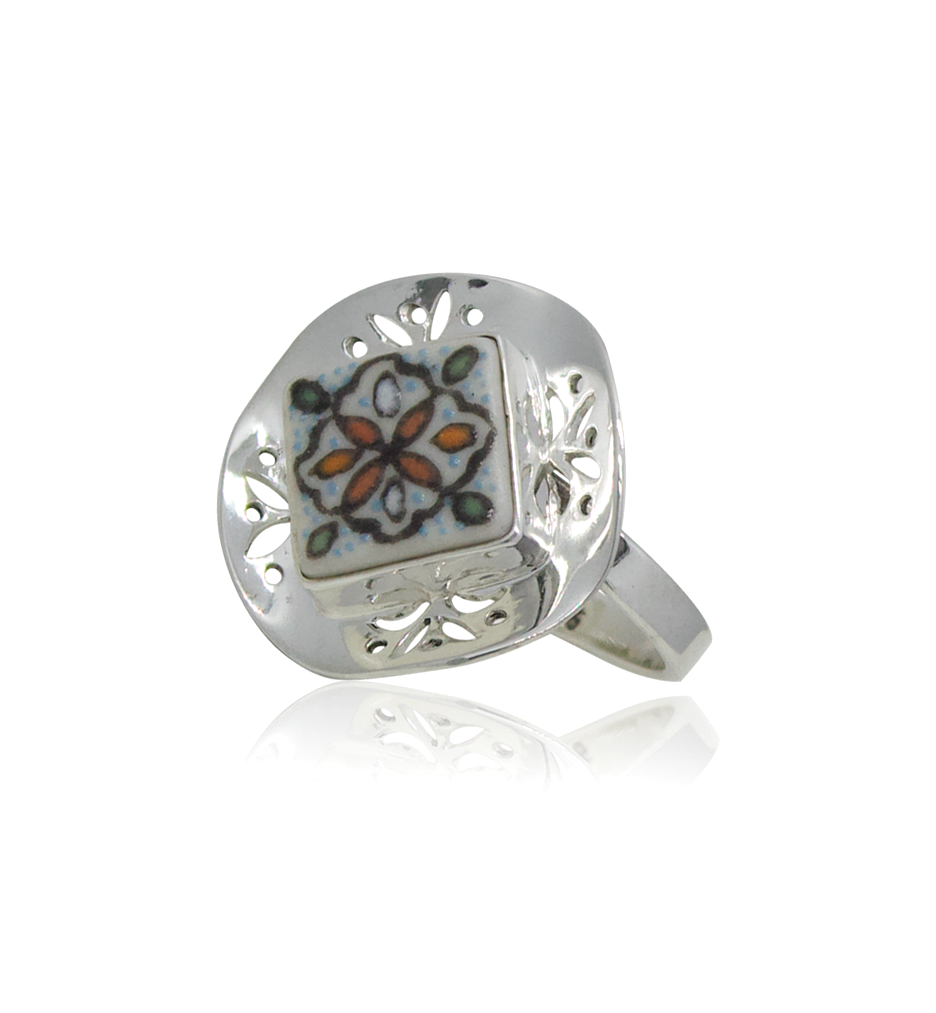 Anillo cuadrado calado.png