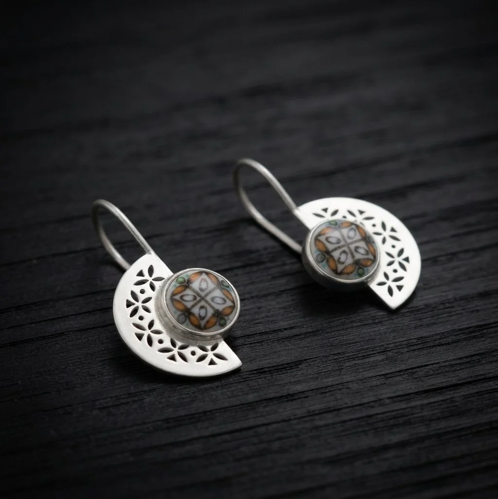 Arete media luna calado