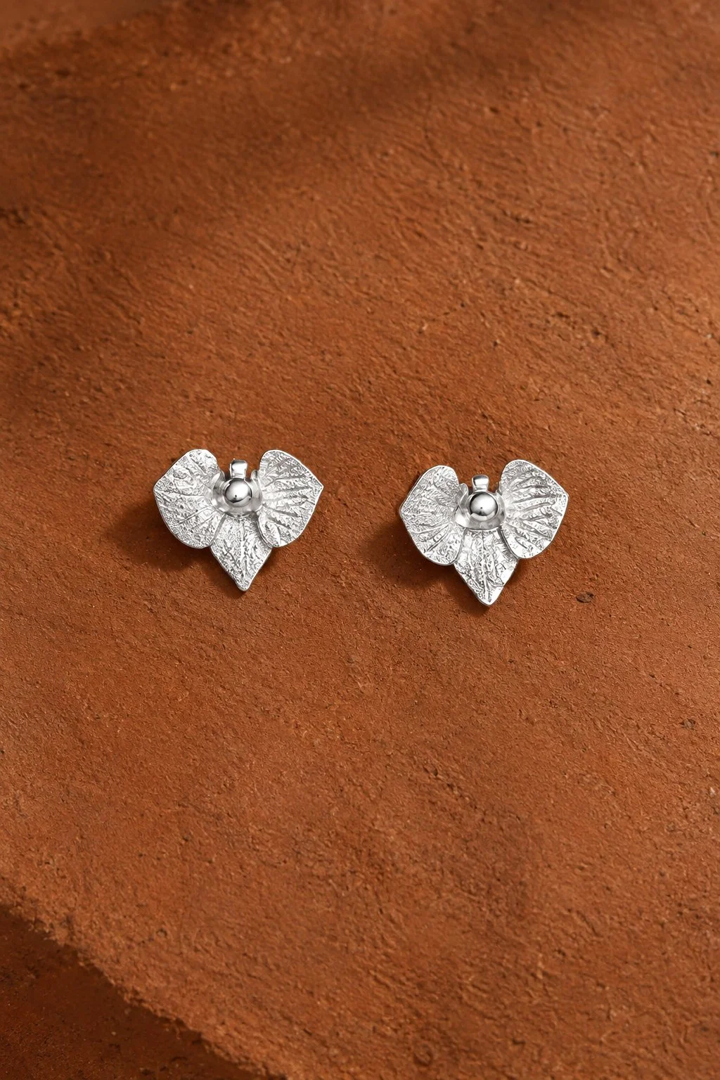 Aretes orquídea mariposa mini