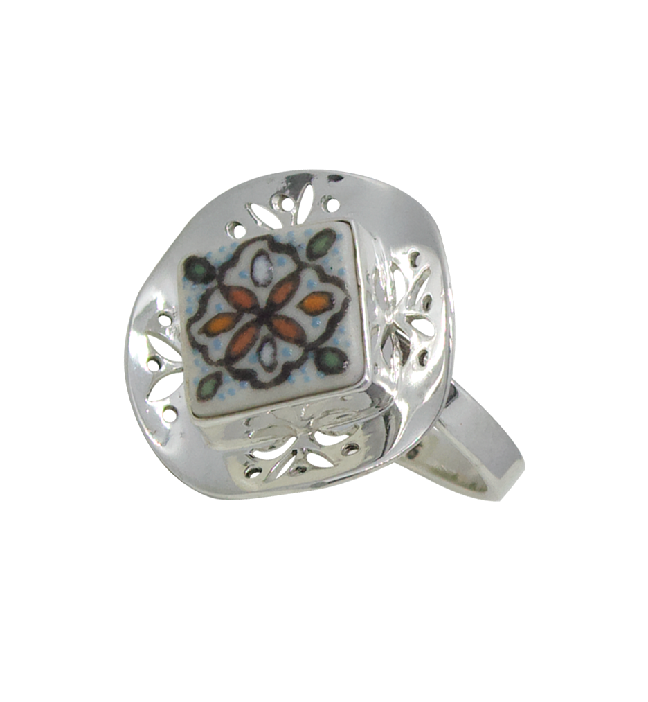 Anillo cuadrado calado