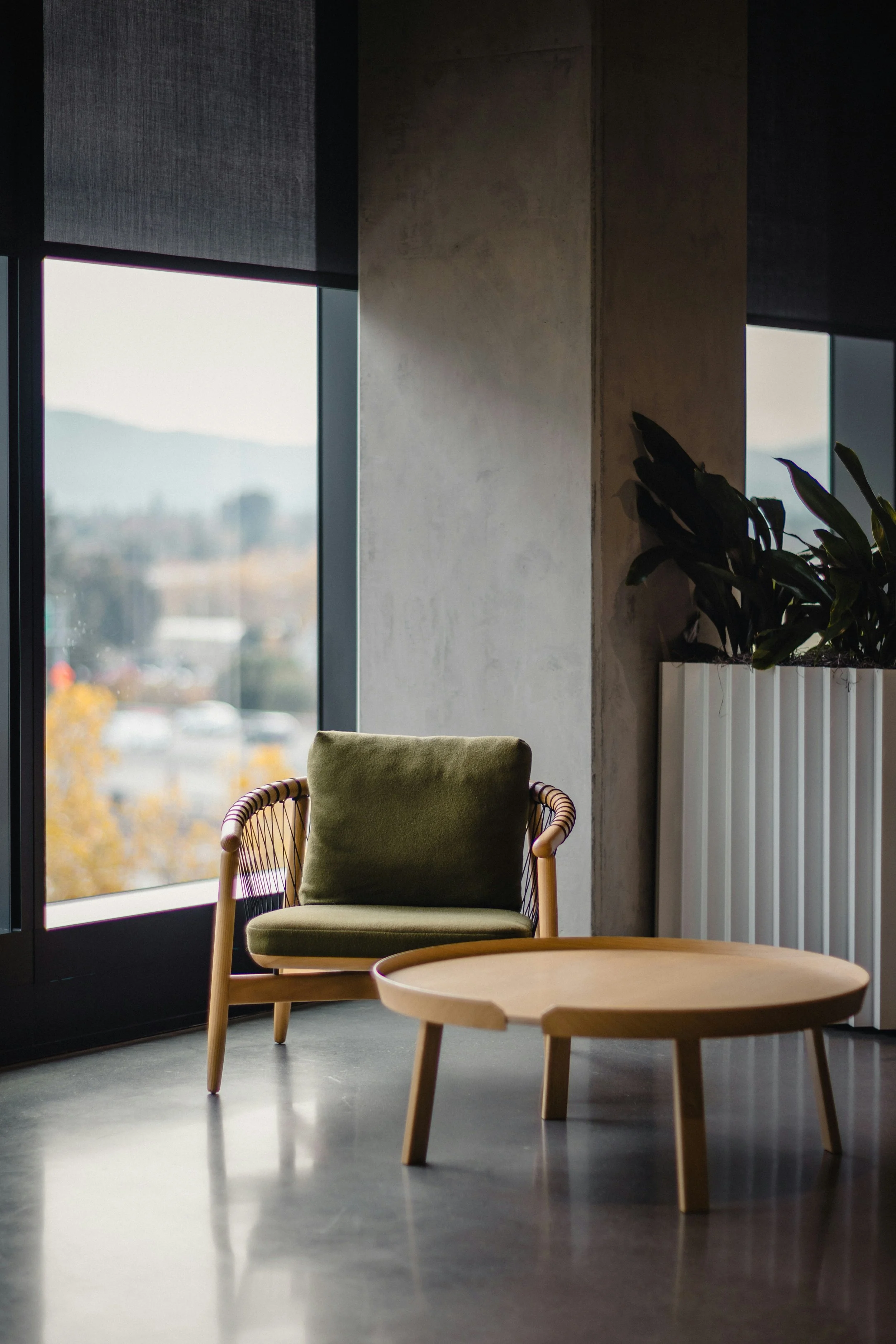 Therapy for professionals ready to break unhealthy patterns and create healthier relationships and boundaries.