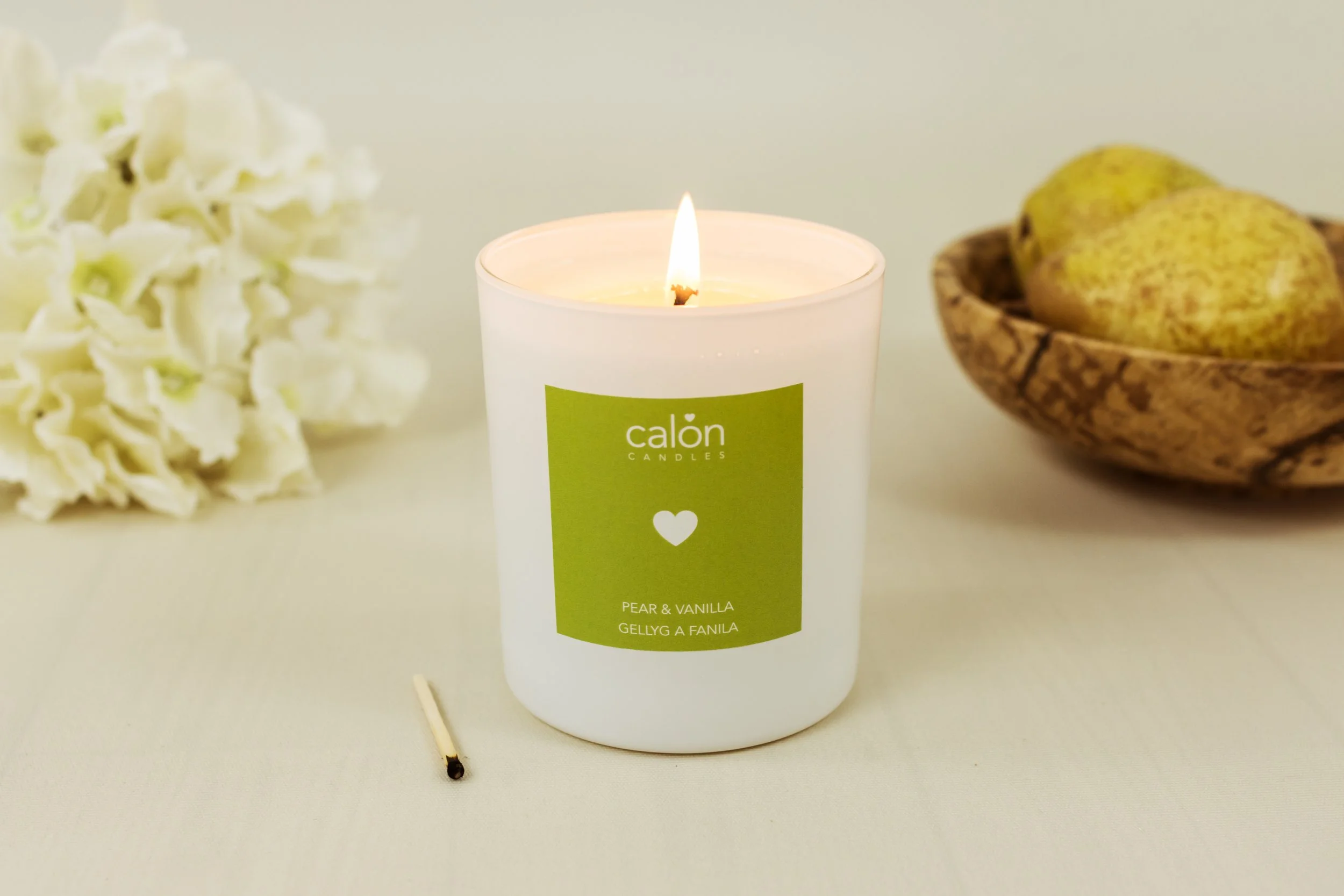 Pear & Vanilla Candle 1 (1).jpg
