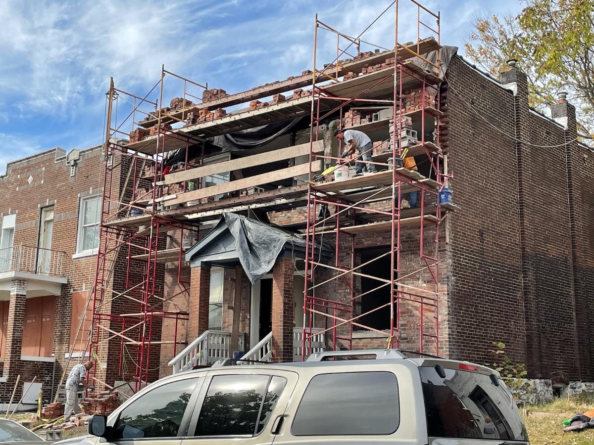 3635 Hydraulic Masonry Work- During
