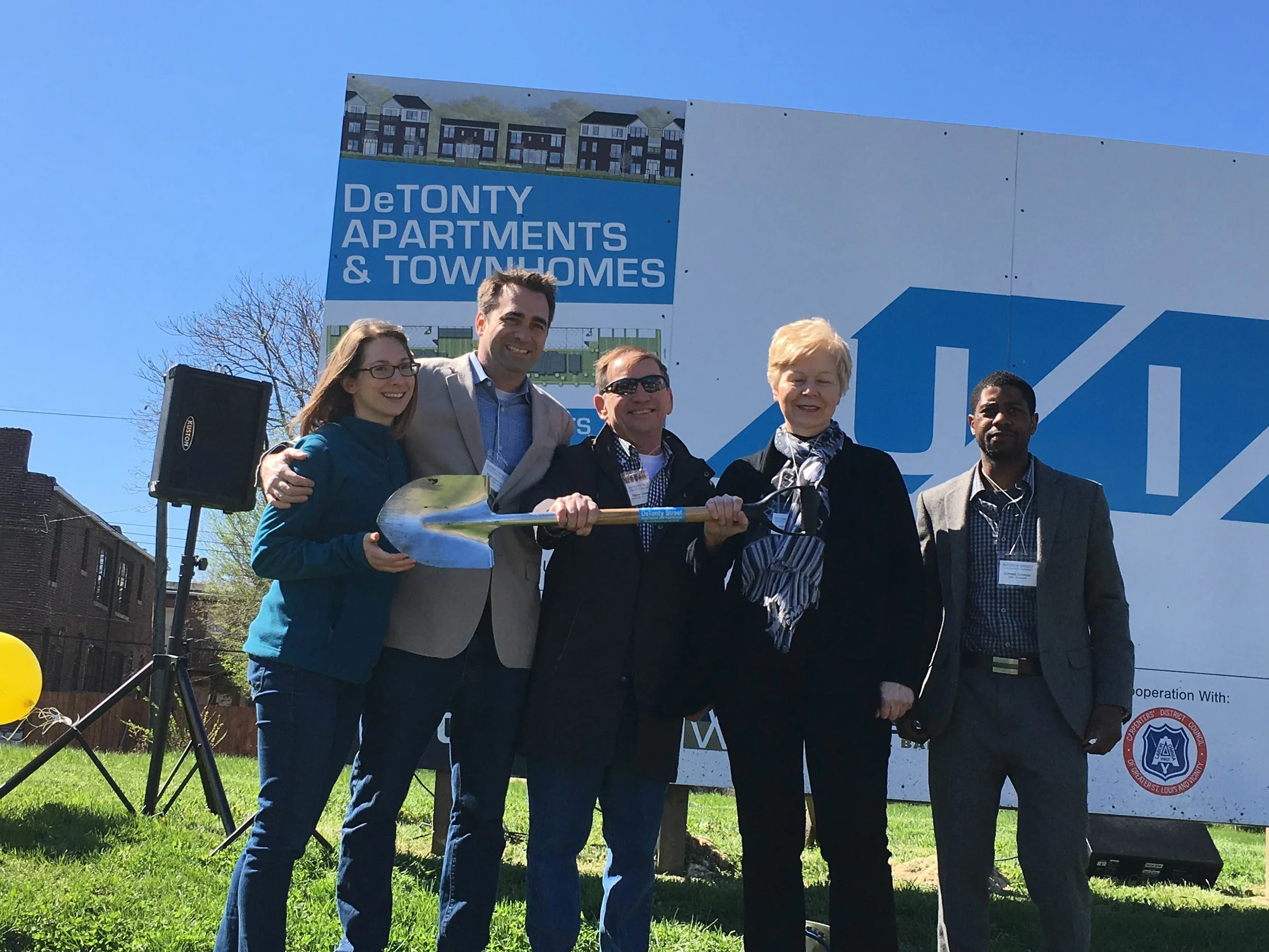 Board Member and TGNCDC Secretary Colleen Hafner, TGNCDC Executive Director Sean Spencer, Alderman Conway, TGNCDC Board President Janice Drake and SNIA President Emmett Coleman pose for a photo at the 4100 Detonty Ground Breaking event