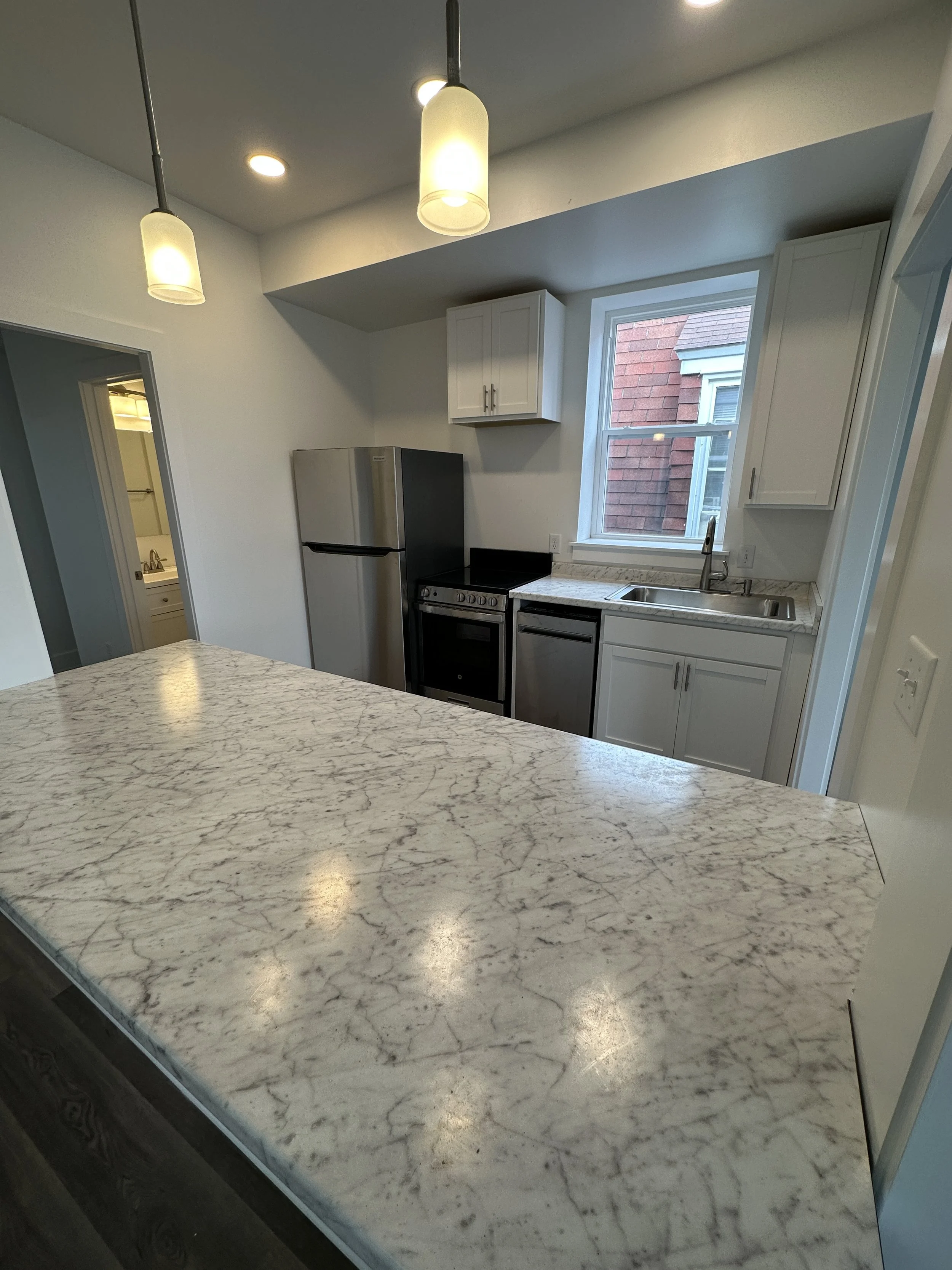 3623Hydraulic Kitchen.JPG