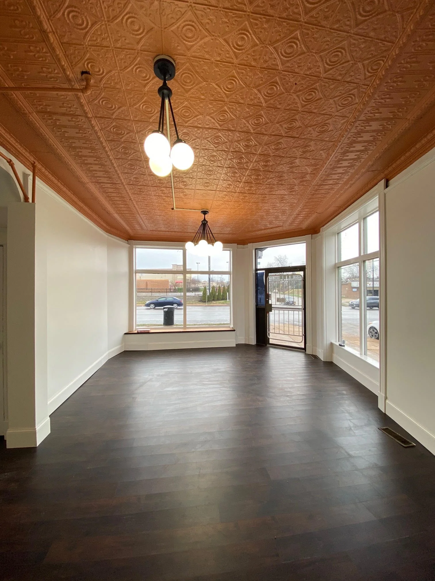 3800 after Interior.jpg