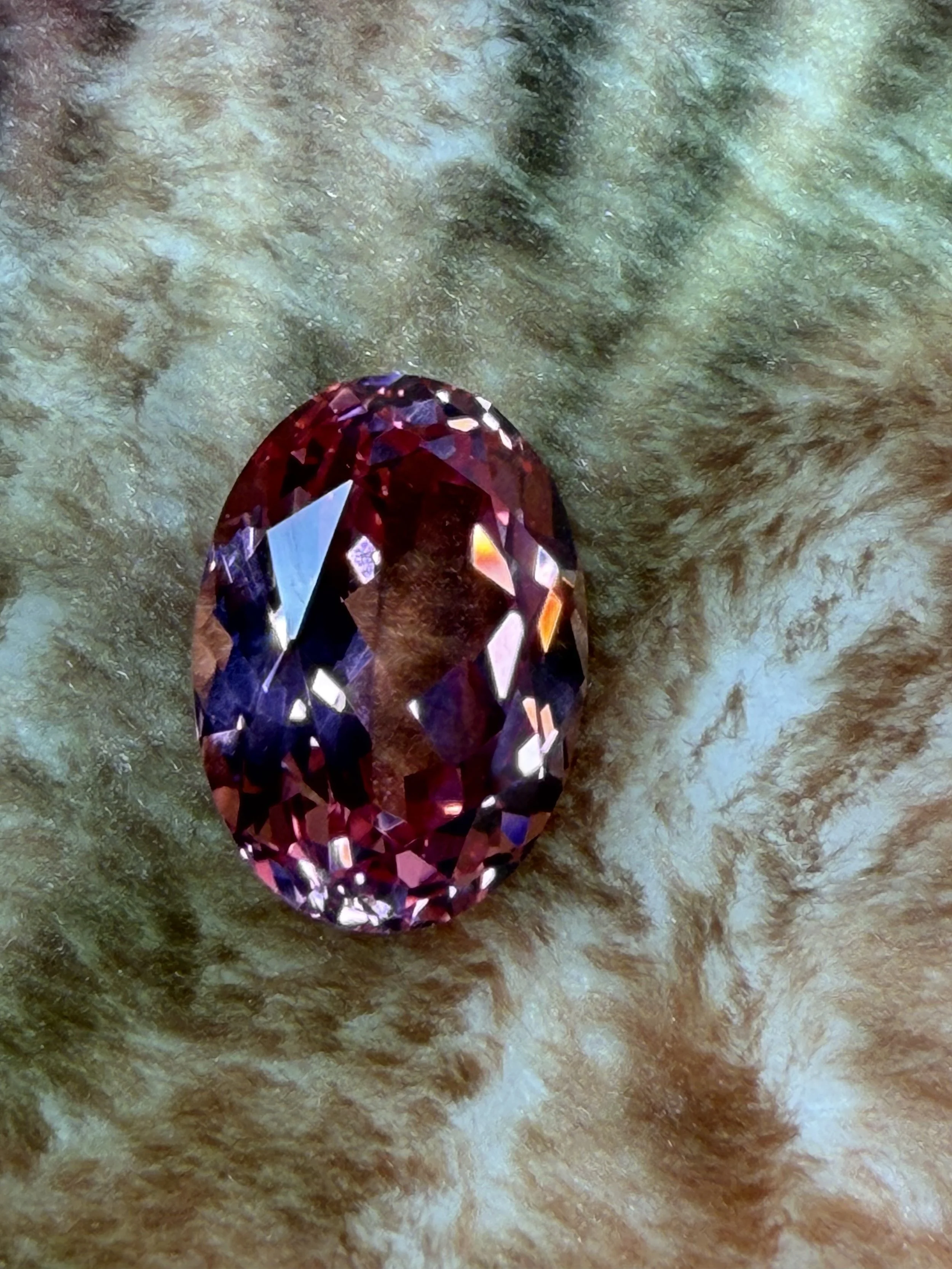 Lab-Grown Pink/Purple Sapphire — Oval Cut