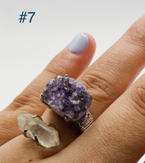 07_amethyst_clear_quartz.png