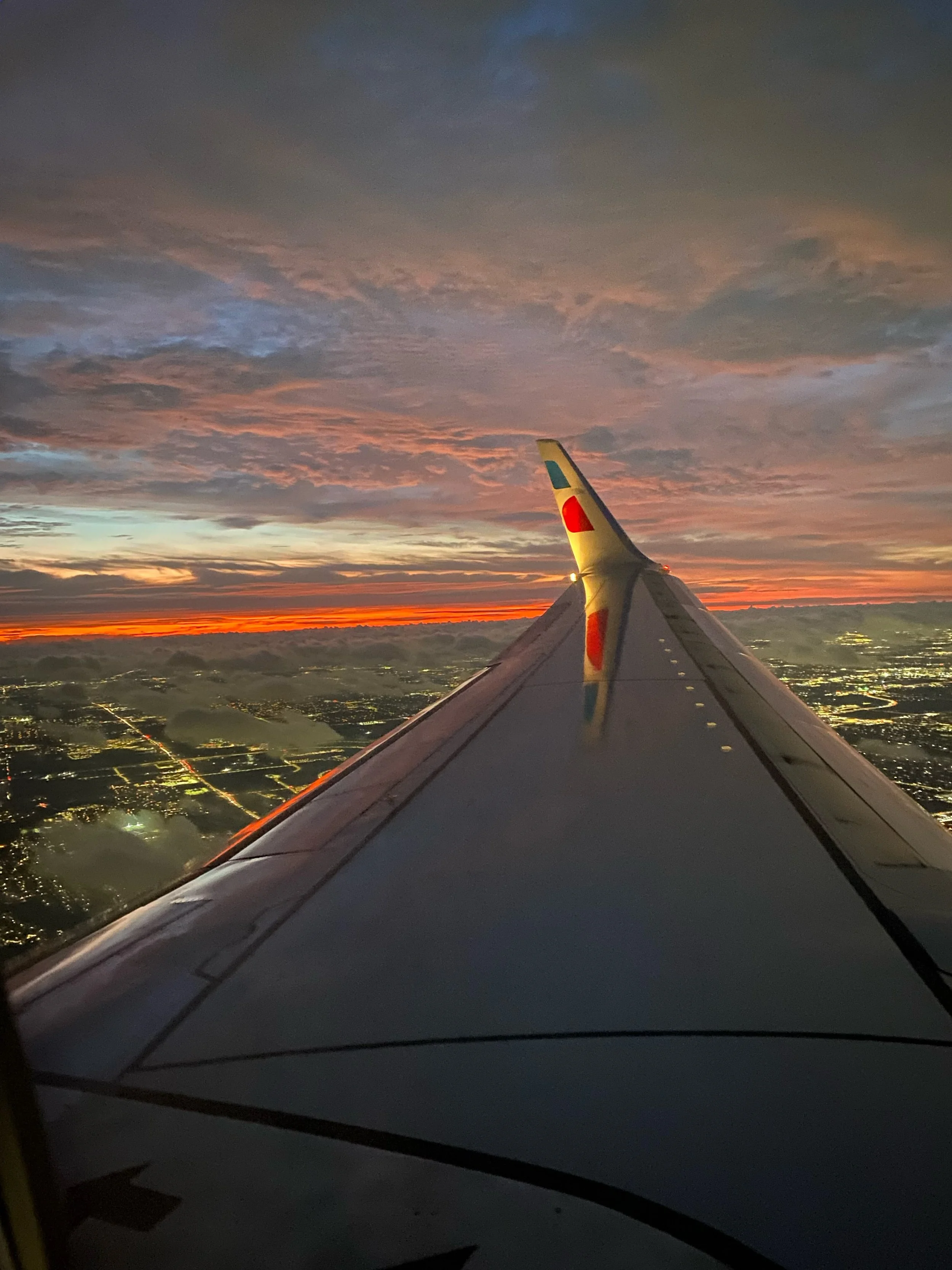 Landing at DFW, half way home from Indianapolis -Oxford - and a too short afternoon in a very special photobook library at the Cincinatti Art Museum. Watch this space&hellip; #mvsontheroad