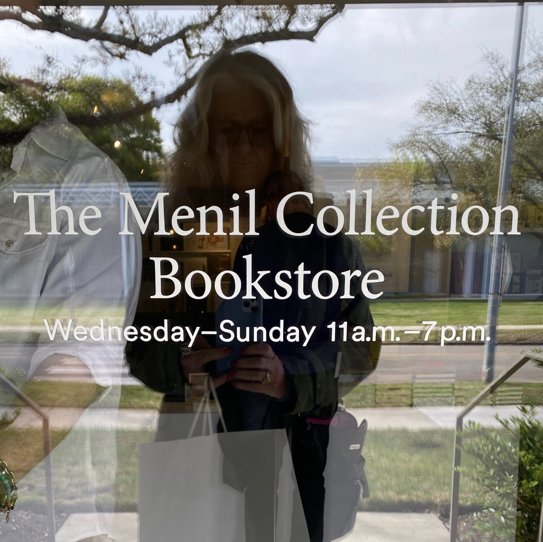 March 9, 2024 - 

One of the great art bookstores @menilcollection #mvsontheroad