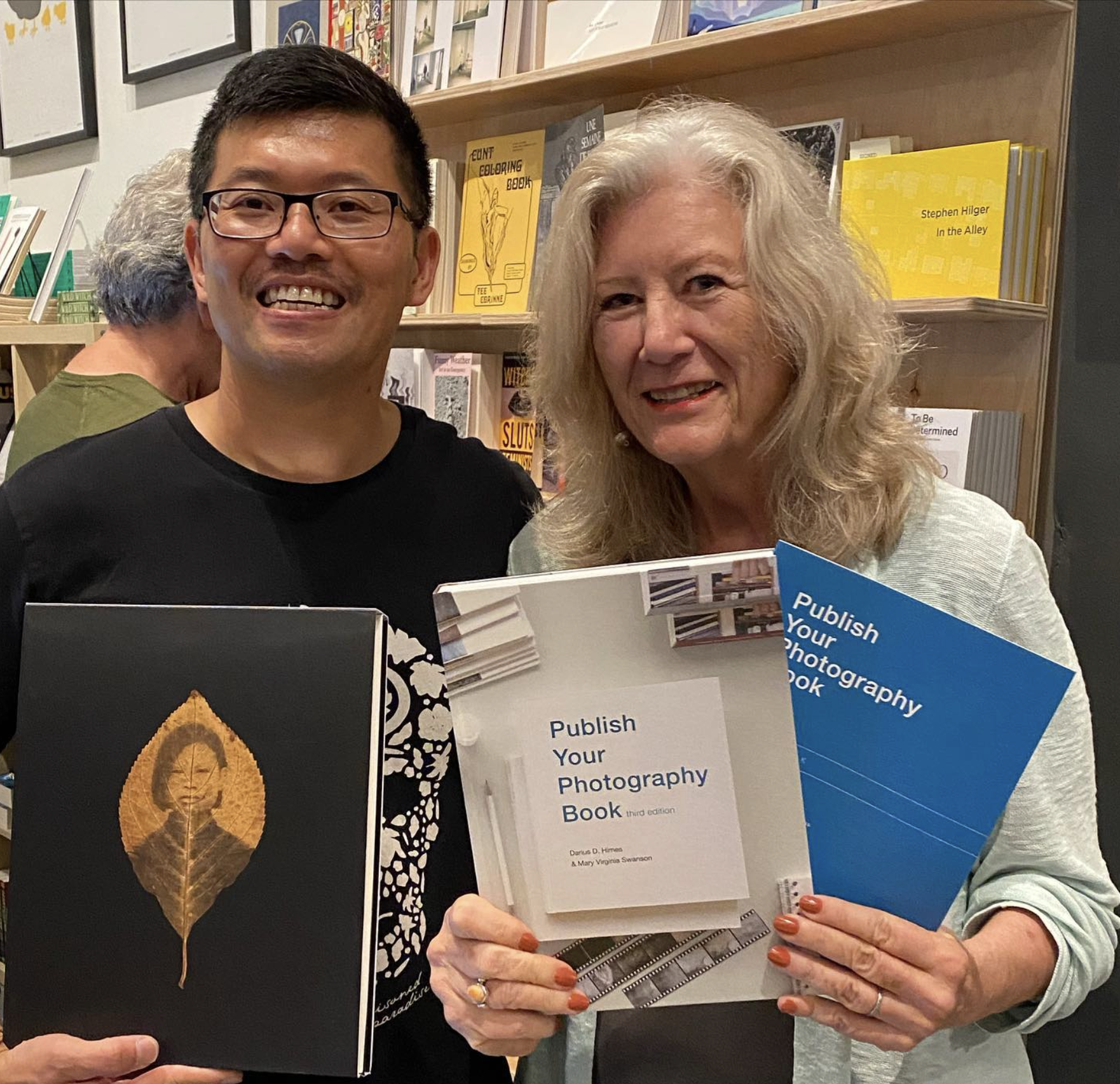 August 12, 2023 - 

Yesterday’s back-to-back Radius Books signings at artbook@LAABF: Binh Danh signed copies of his first monograph “The Enigma of Belonging” and I signed the 3rd edition of “Publish Your Photography Book” which I co-authored with Dar