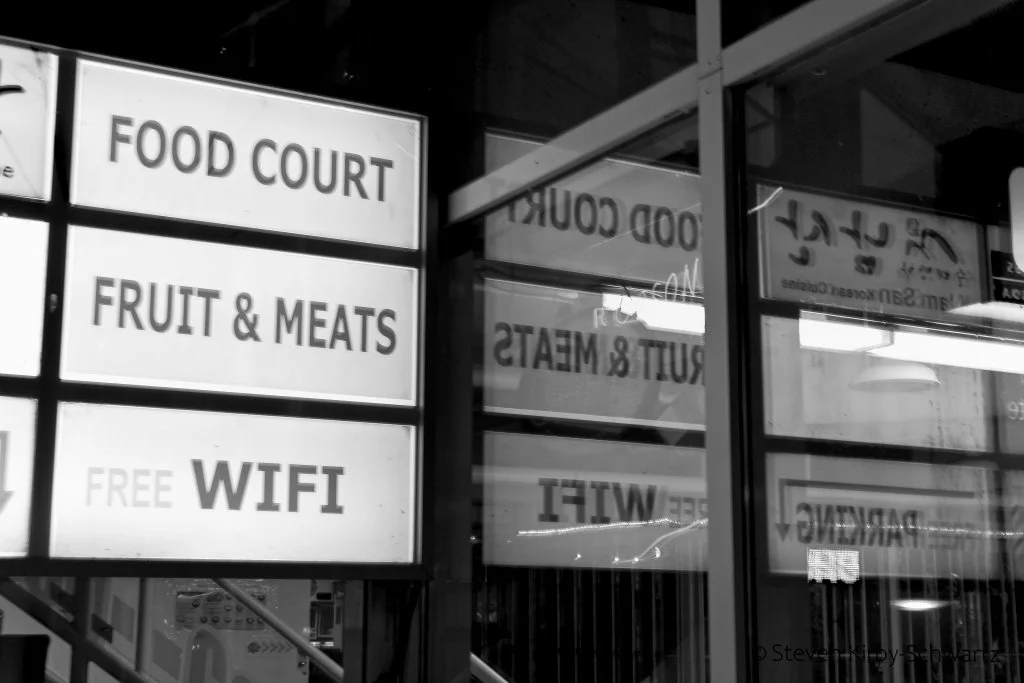 Dead Mall with Wifi