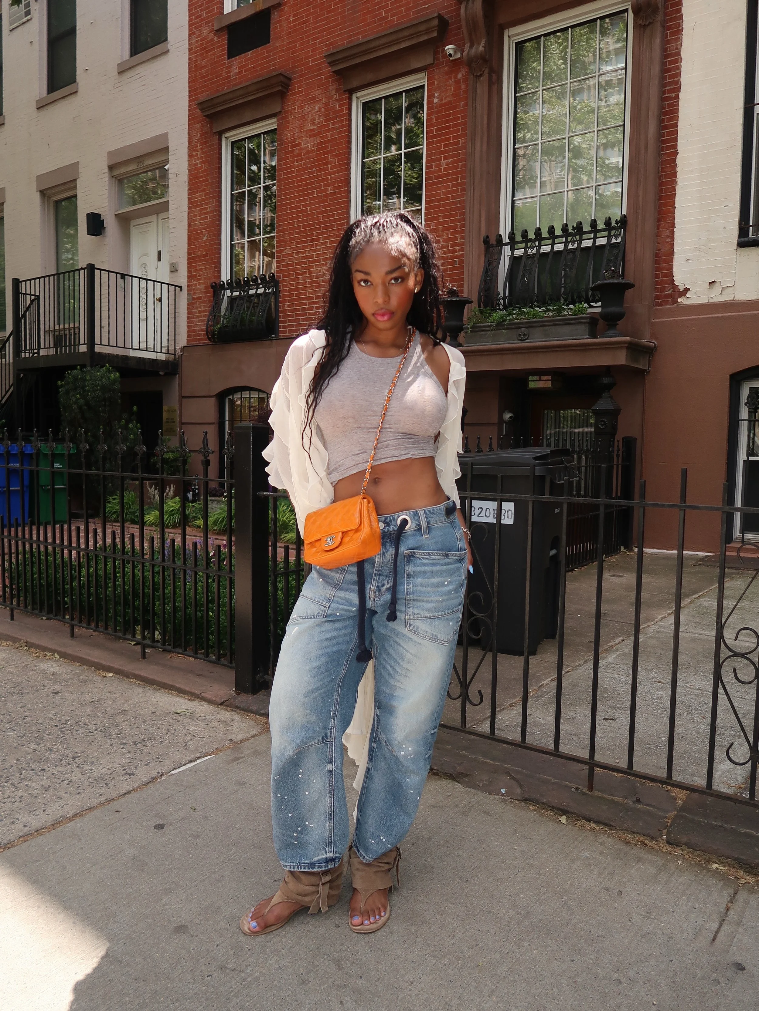 🧡💙

guess who