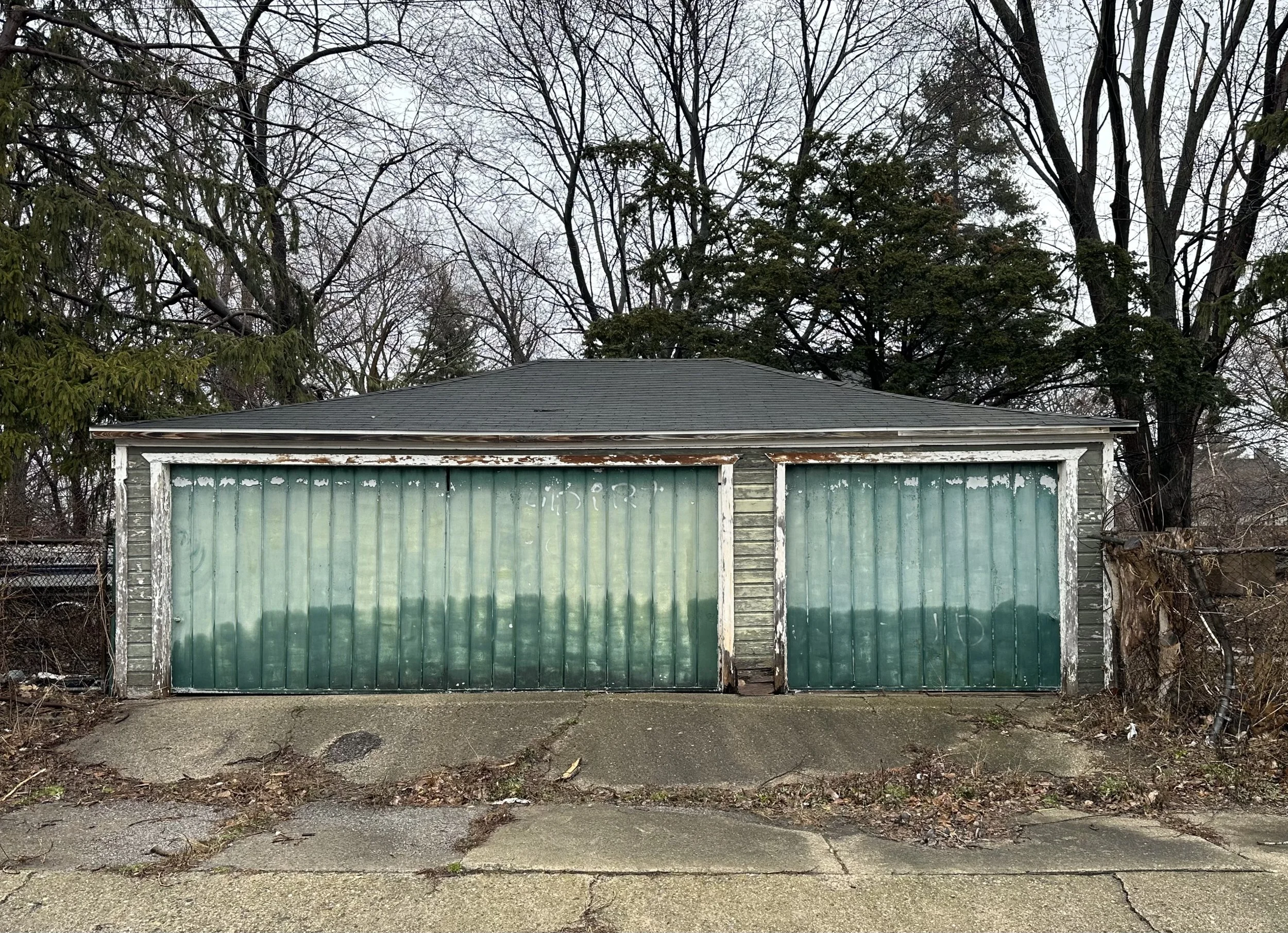 Maxwell St Garages, 2023.jpg