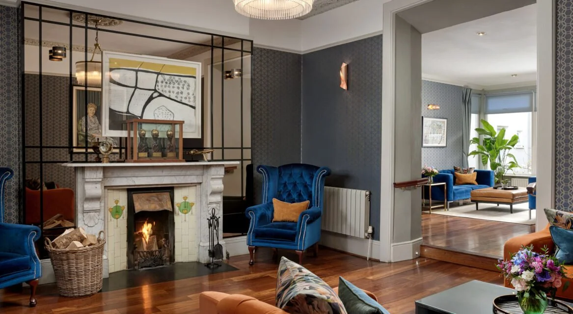 SANDYMOUNT_OFFLOBBY_3-1167x640.jpg