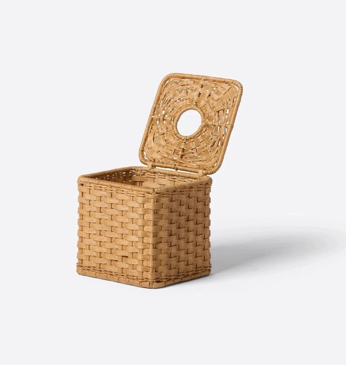 SAI-101-1201-005-june-tissue-box-blond-wicker_5_1024x1024@2x.jpg