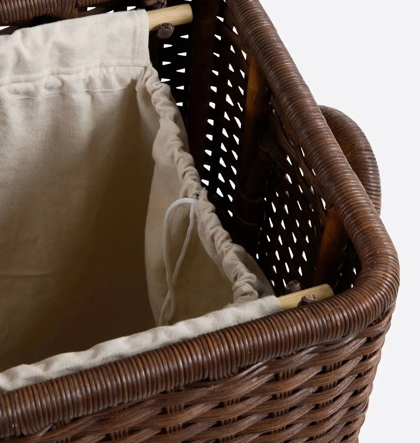 SAI-101-2201-002-June-laundry-hamper-toasted-wicker_4_1024x1024@2x.jpeg