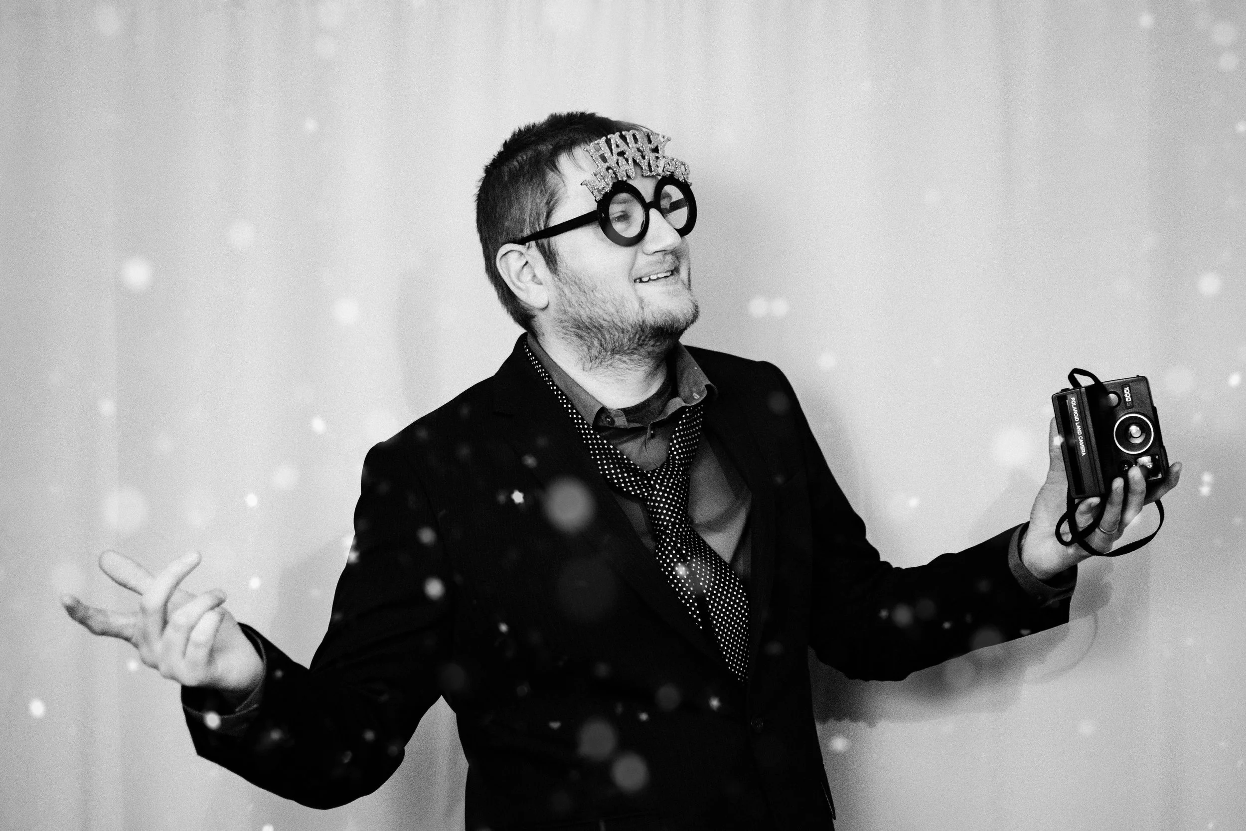 yes and photo booth new year party