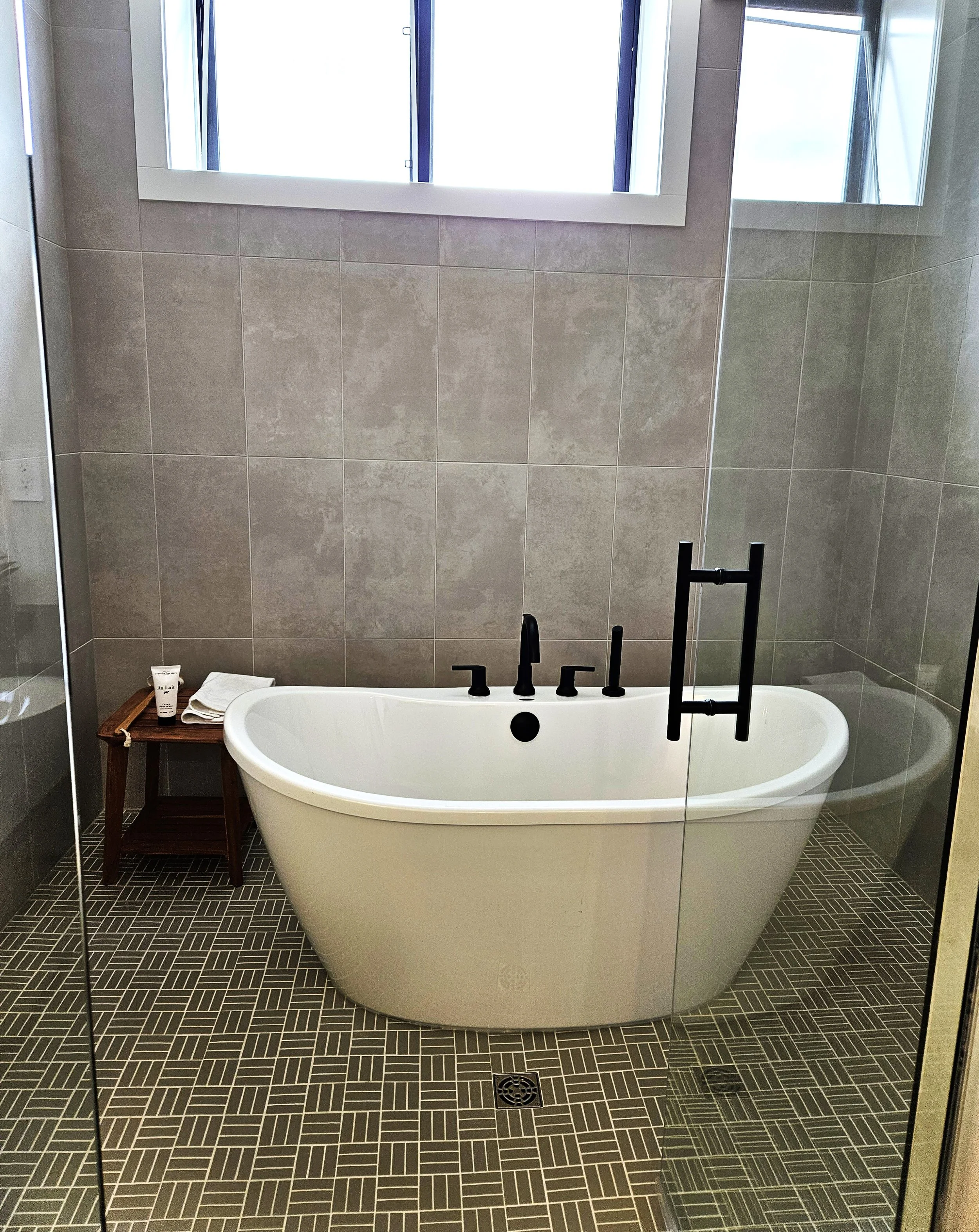 Modern Bath remodel 