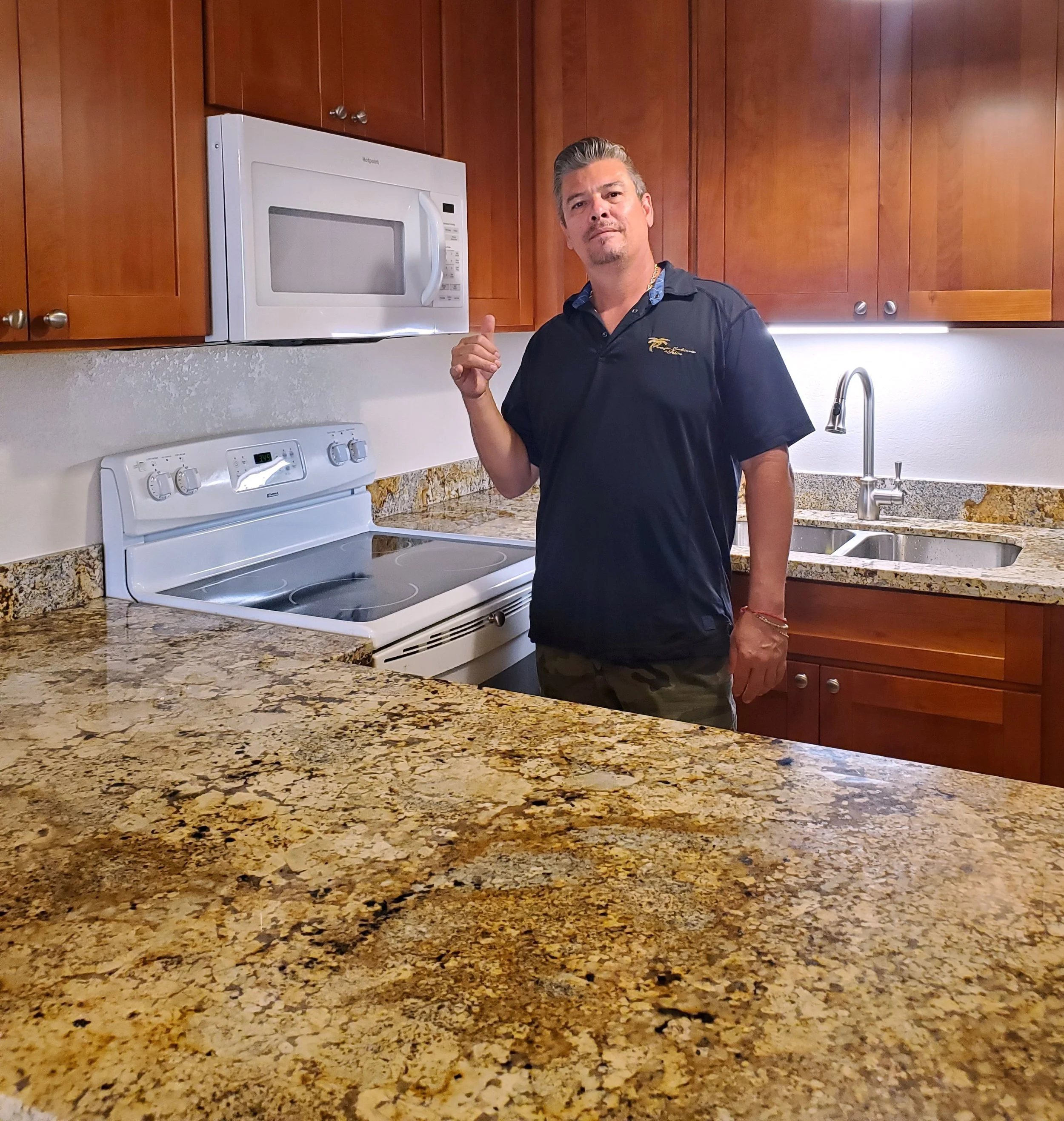 I am Marcel, Owner and Hanydman of MK HomePro of The Bay. I am a professional handyman that serves San Francisco Bay area cities, including Alameda and San Francisco