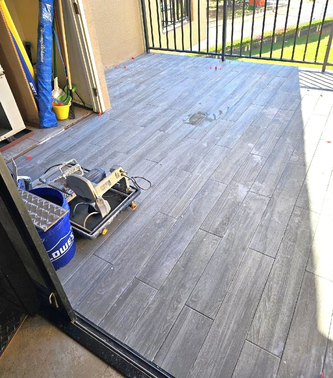 Outdoor balcony tile install