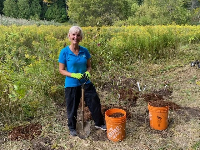 Nancy is an outdoor nature lover and has participated in tree planting initiatives within the City of Pickering.
