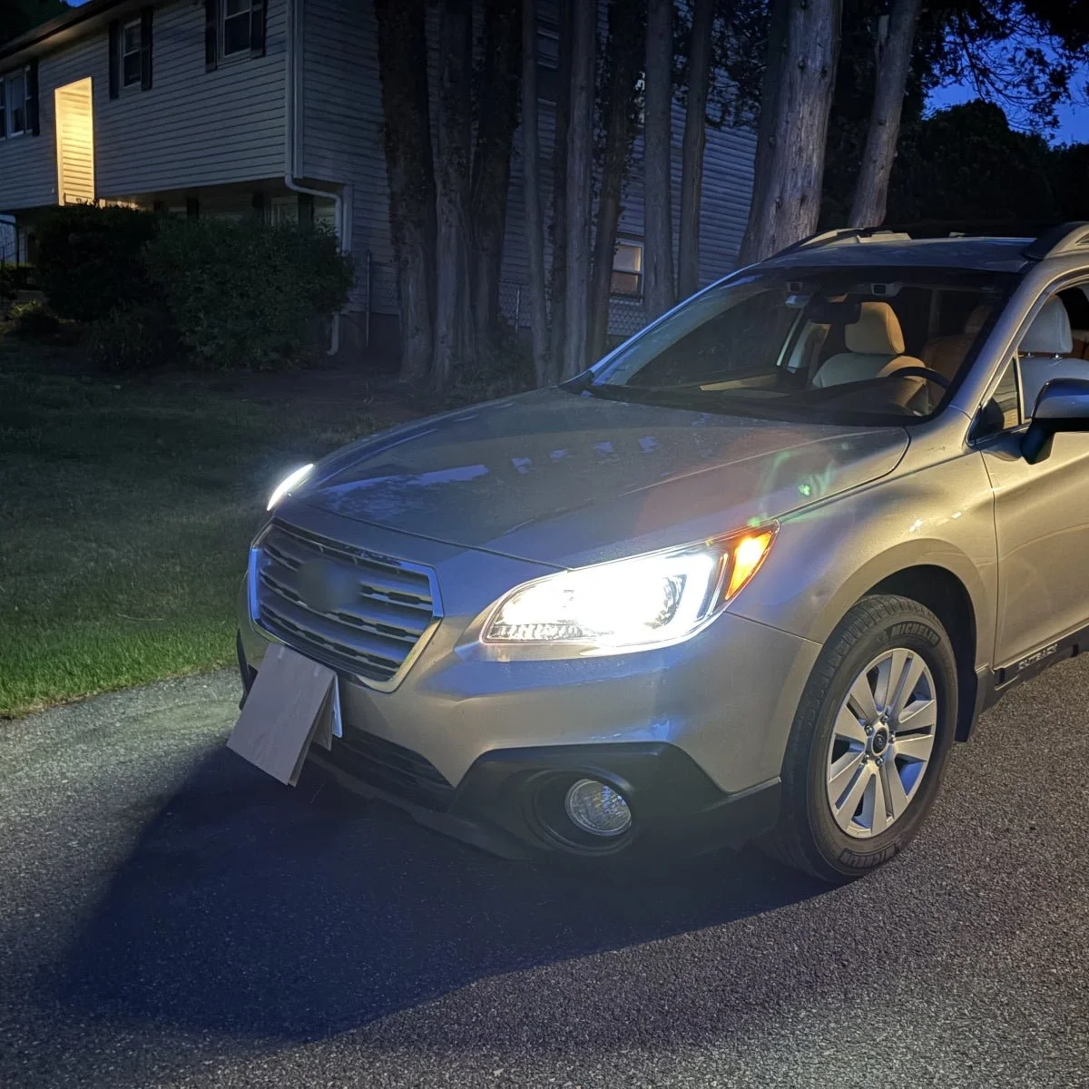 2015-Subaru-Outback-Premium-H11-led-low-beams.jpg