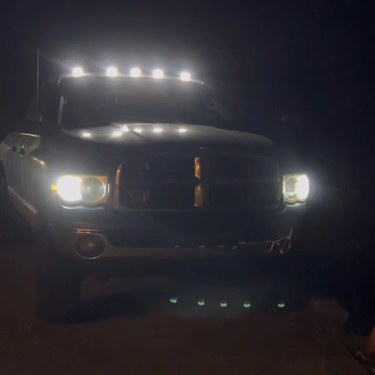 3RD-Gen-Dodge-Ram-2500-switchback-LEDfront-turn-signal-light.jpg