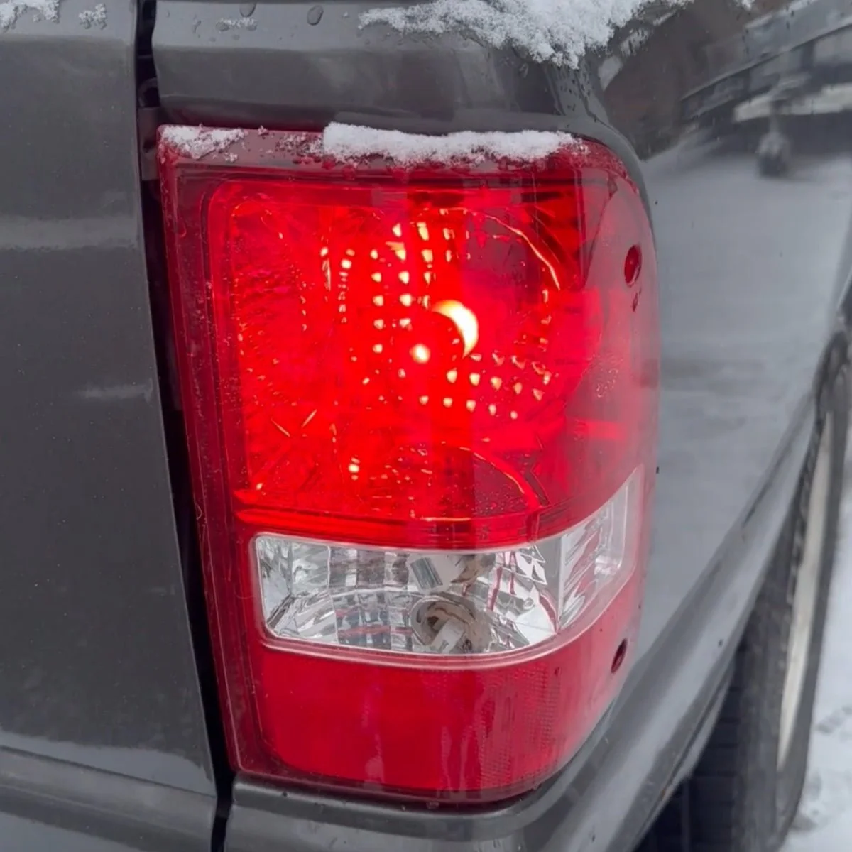 2010-Ford-Ranger-3157-rear-turn-signal-lights.jpg
