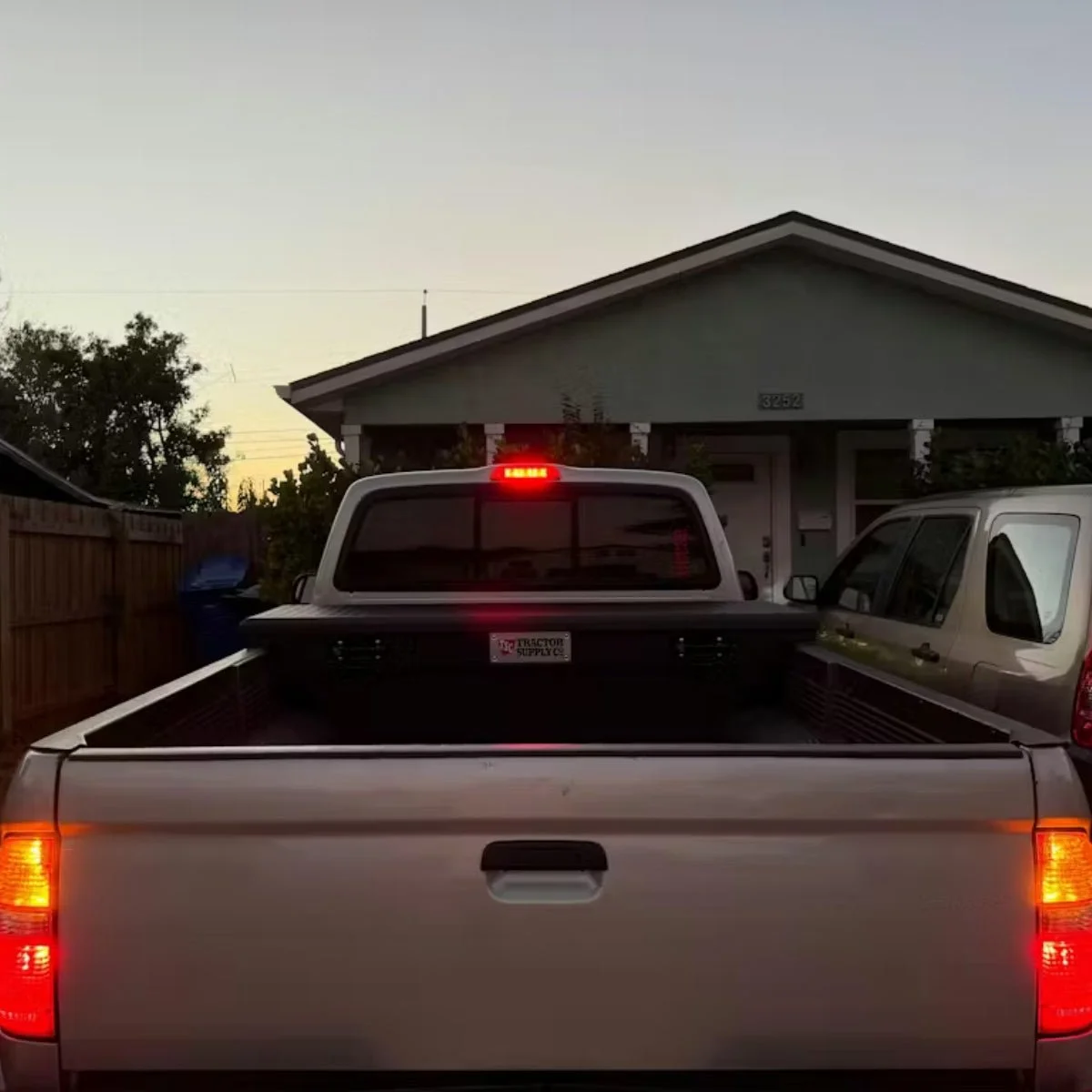 2001-Toyota-Tacoma-led-1157-brake-tail-light.jpg