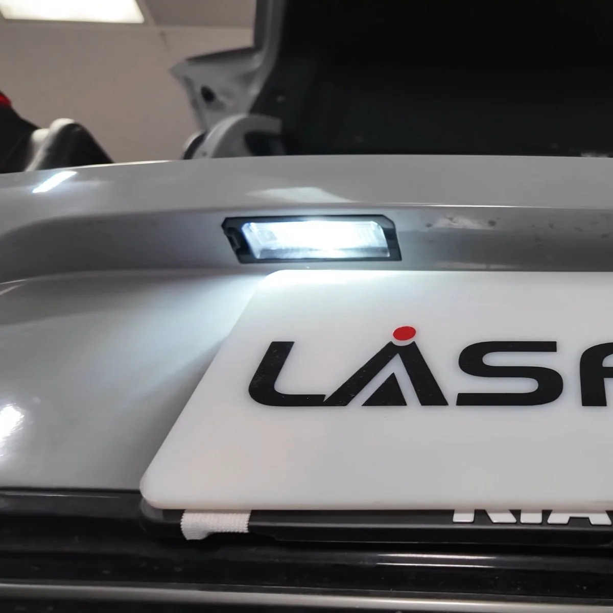 2021-Kia-K5-168-license-plate-light.jpg