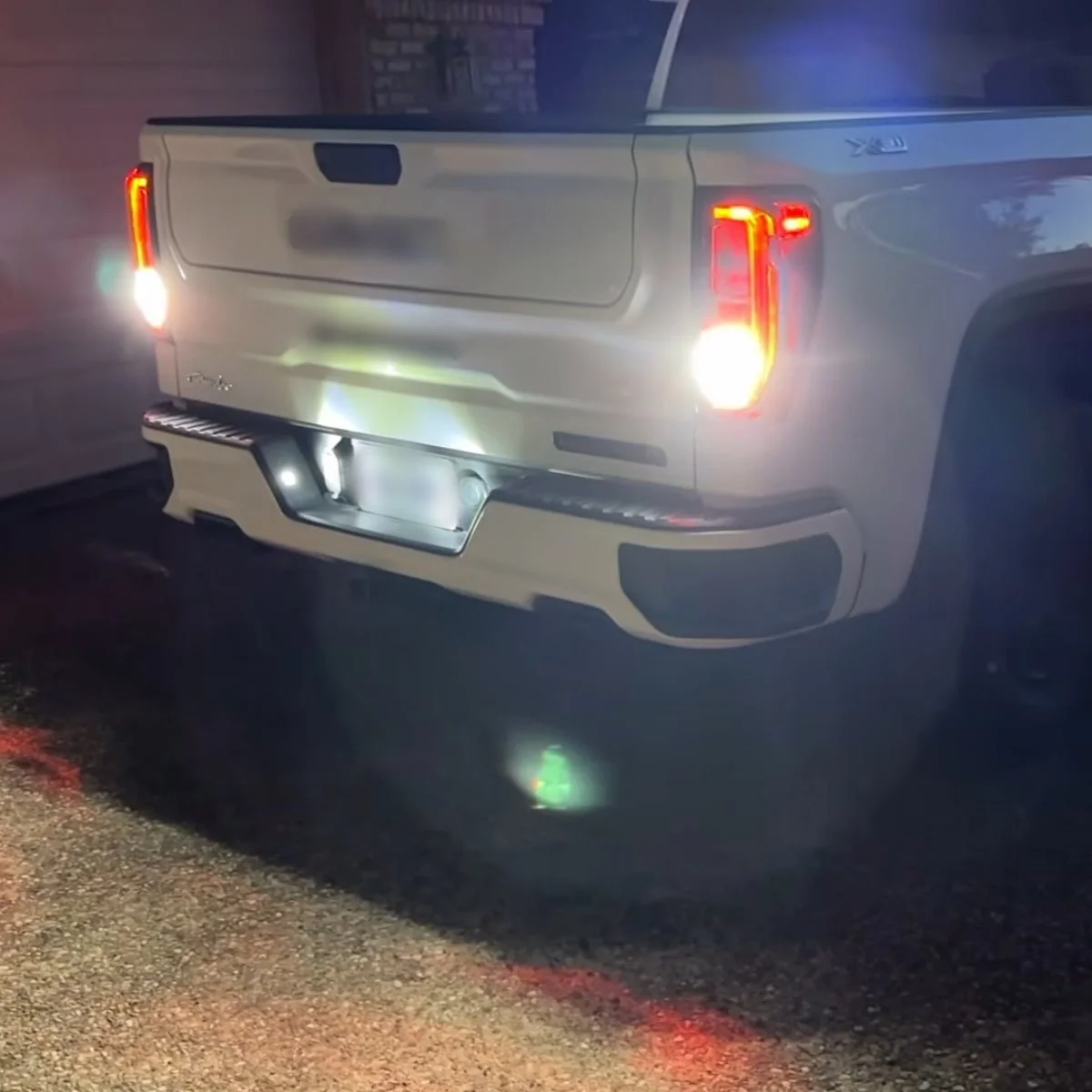2024-Sierra-2500-backup-light-license-plate-light.jpg