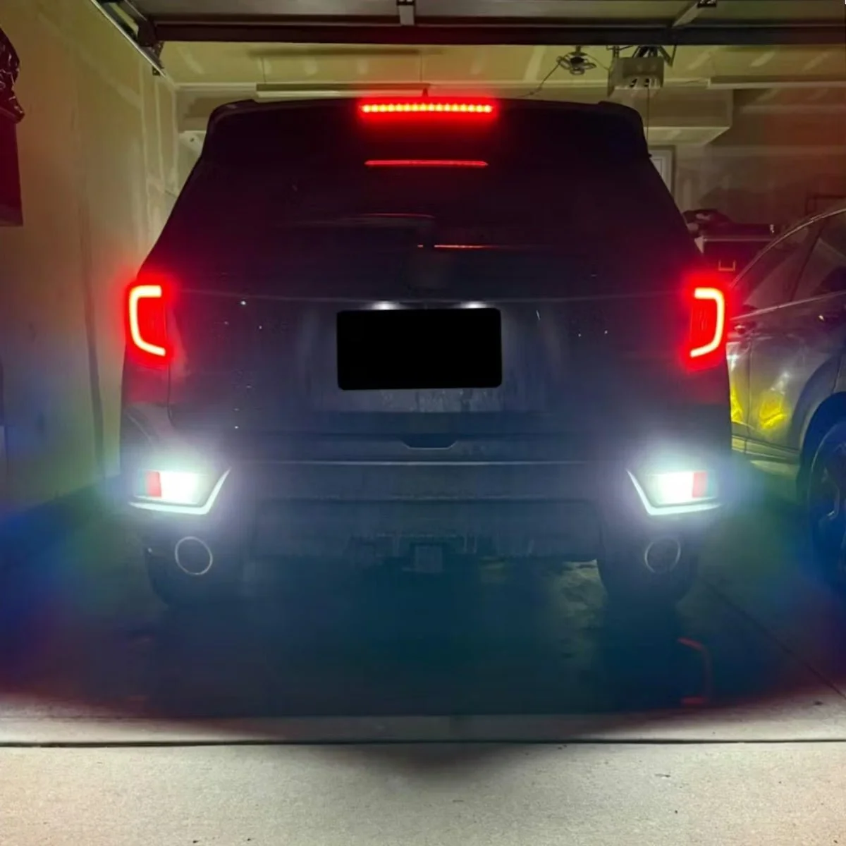 2022-Honda-Passport-Trailsport-led-7443-backup-light.jpg