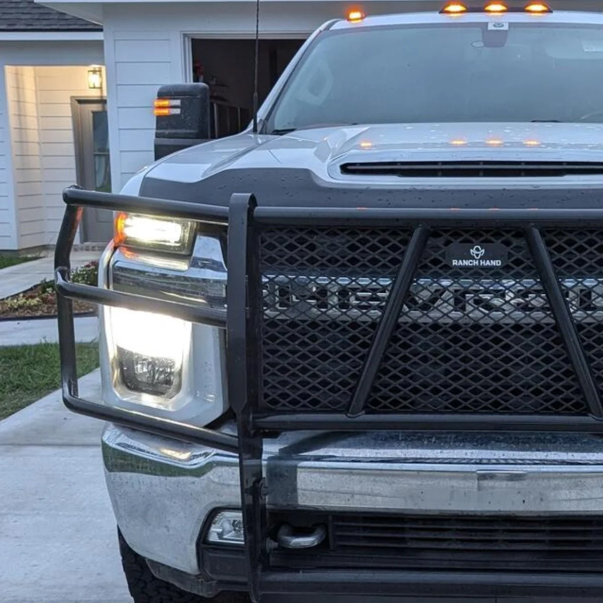 2021-Chevy-Silverado-2500-switchback-7443-led-bulbs.jpg