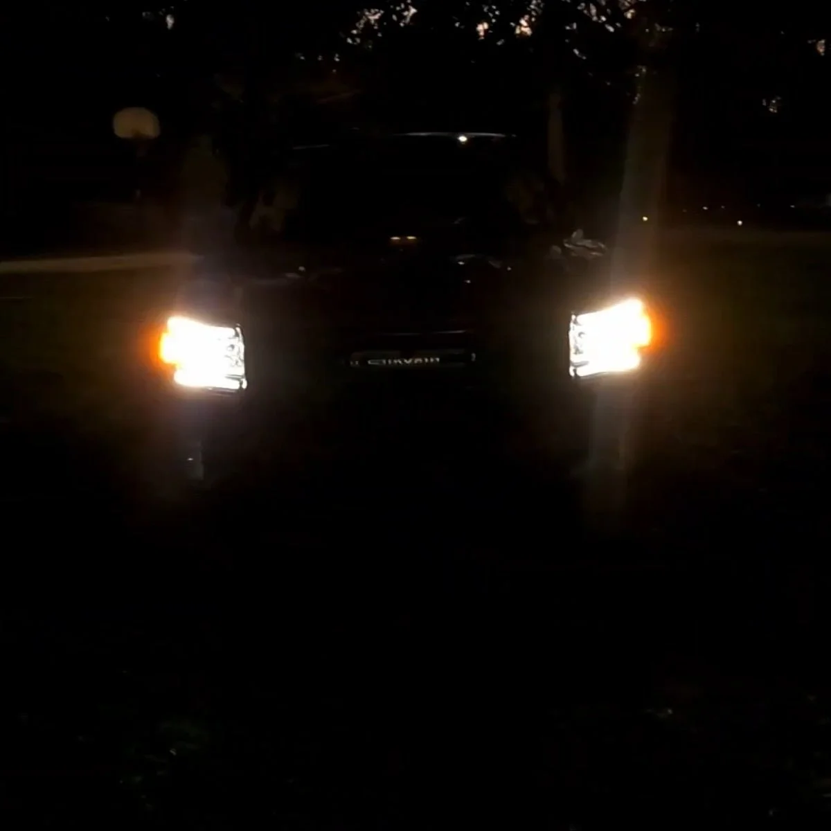 2021-GMC-Canyon-Lasfit-led-headlight-bulbs.jpg