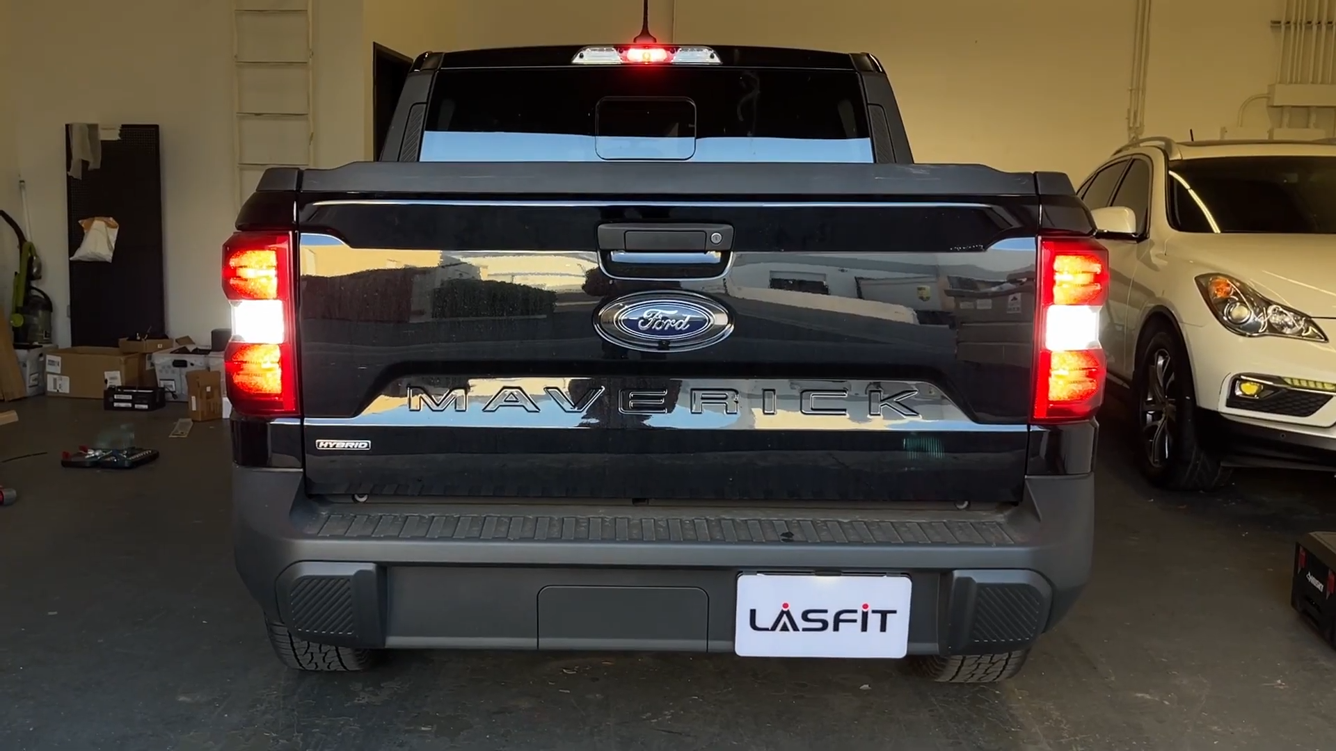 2022-Ford-Maverick-LED-WT21W-backup-lights.png