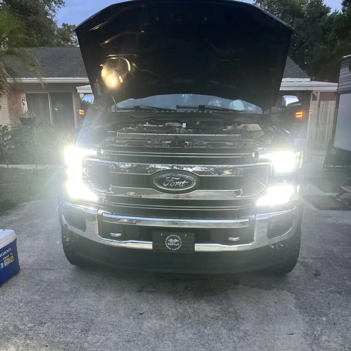 2020-Ford-F250-LSplusH13-LED-bulbs.jpg