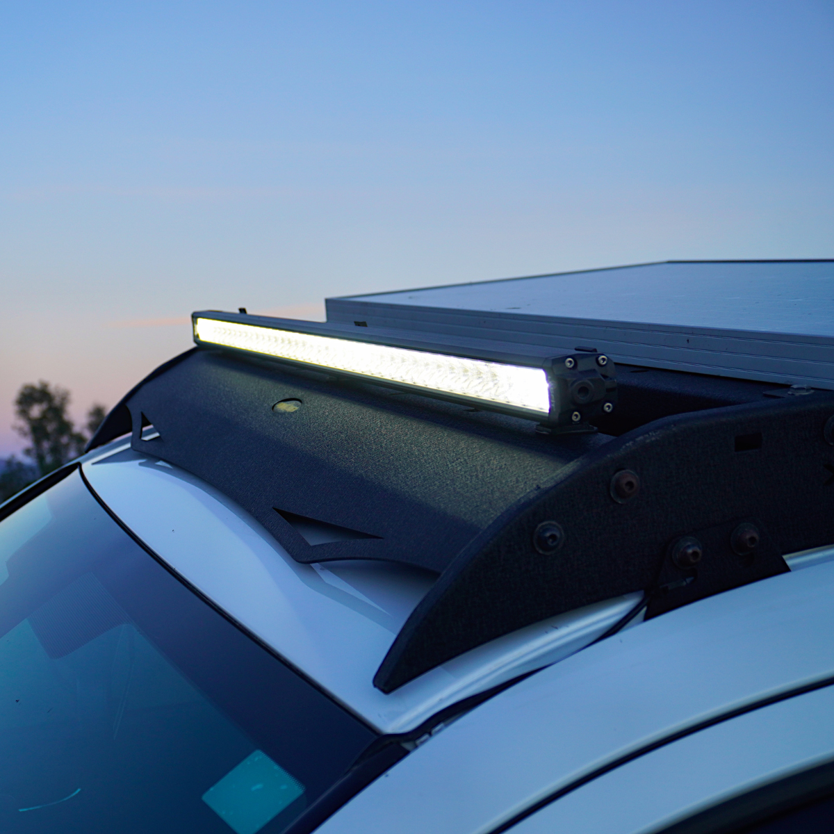 lasfitledlightbars_3.png