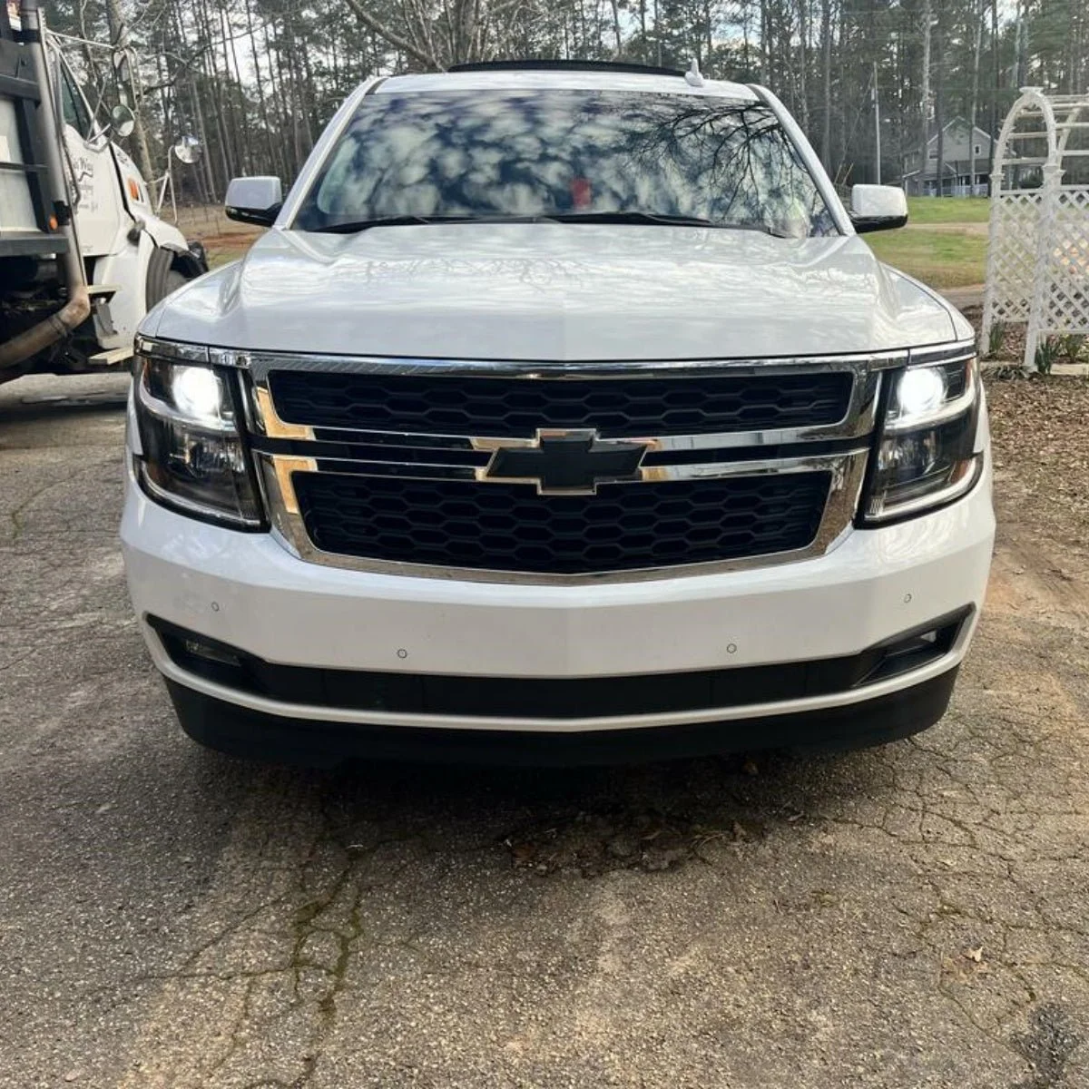 2019-Chevy-Tahoe-LSplus-H11-led-bulbs.jpg