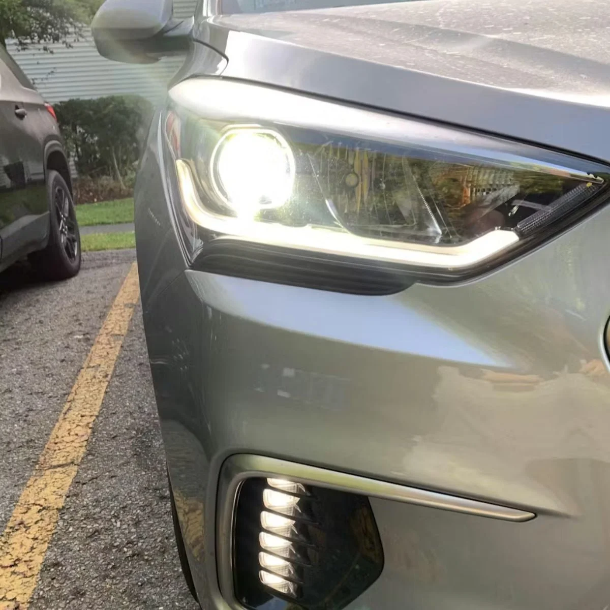 2017-2018-Hyundai-Santa-Fe-H7-low-beam.jpg